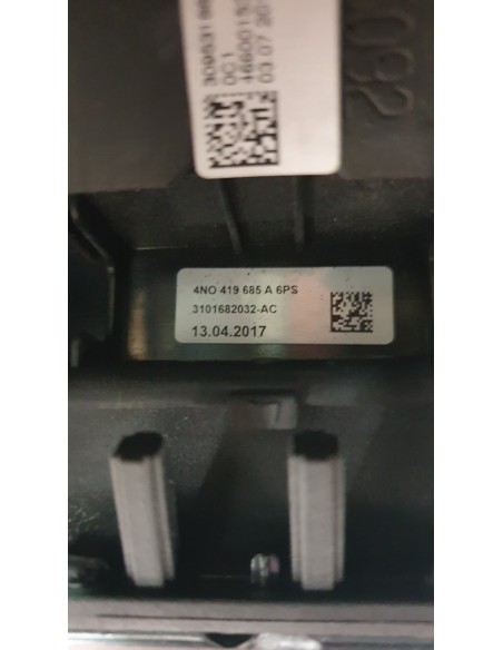 [92855] VOLANTE - AUDI A8 (D2) (01/1994 - 01/1999)