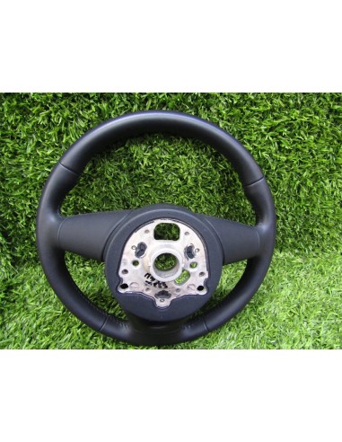 [93013] VOLANTE - AUDI Q2 (GAB)