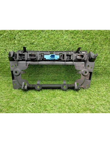 [95986] WARNING - VOLKSWAGEN T-ROC (01/2017 - 12/2020)