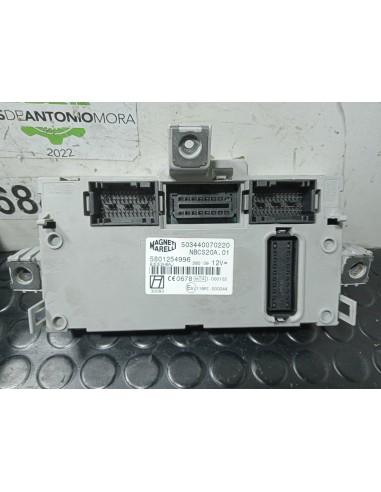 [113237] CAJA RELES / FUSIBLES - IVECO DAILY...